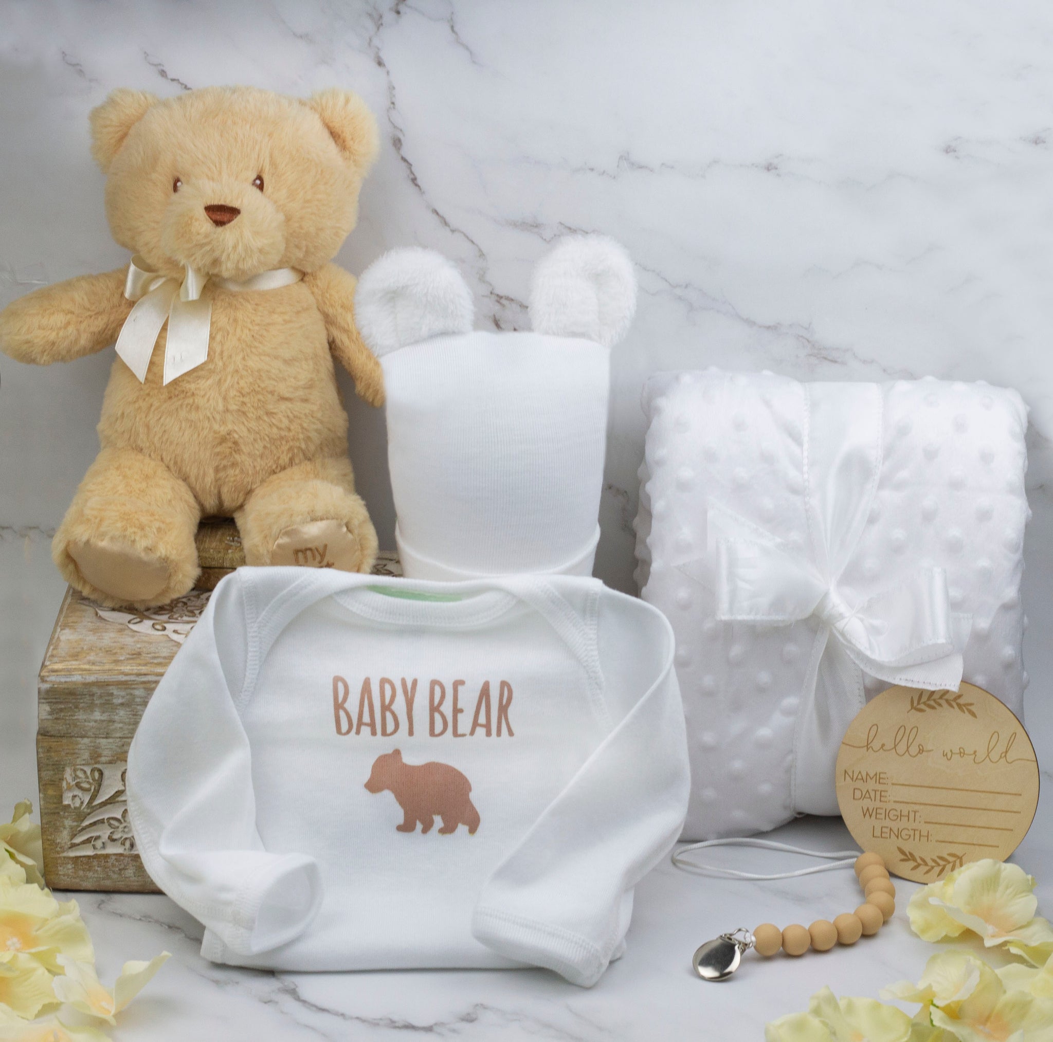 Newborn Unisex Baby Bear Gift Set - 6 Piece Gift Set - Baby Shower Gift