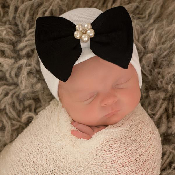 Bea Black Bow Bow with Flower Pearl Jewel White Newborn Hospital Hat