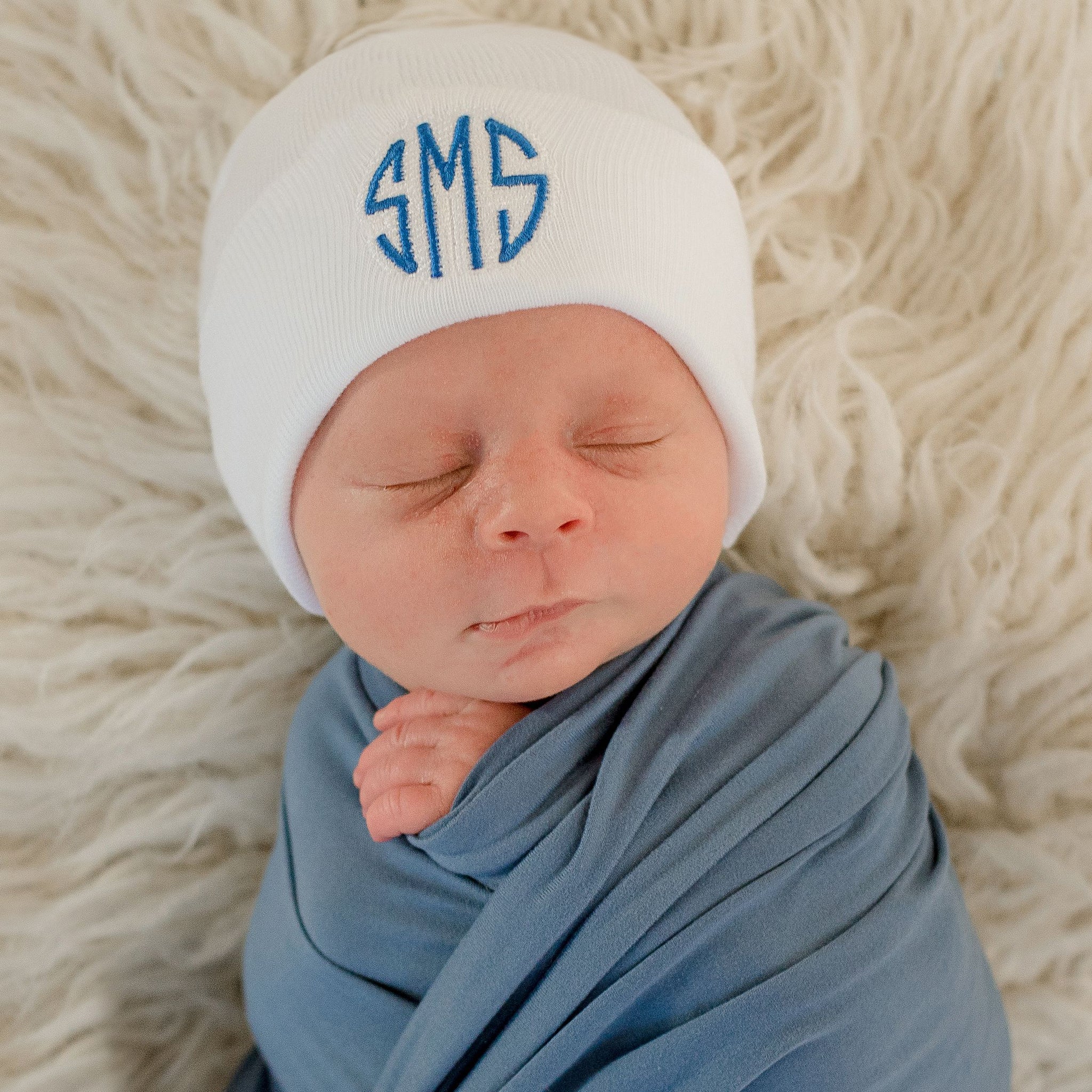ilybean Boy's Monogram Personalized Shadow Stitch Blue or White Hospital Newborn Hospital Hat Nursery Beanie
