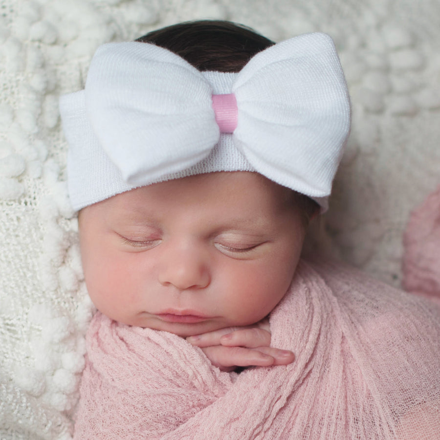 ilybean Nursery Newborn White Headband Newborn Girl Nursery Beanie Headband with Pink Ribbon Center